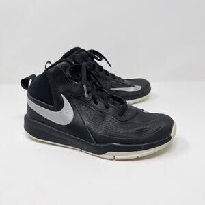 Nike Team Hustle D7 GS Sneakers Basketball Shoes Black Youth 4.5 Style 747998